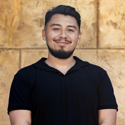 Francisco Flores, Redfin Agent