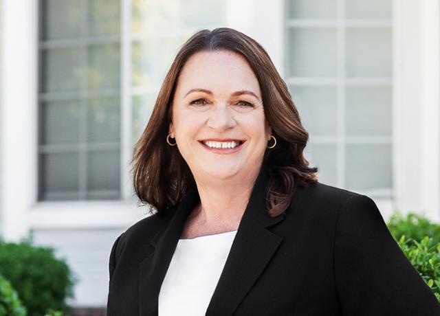 San Diego Real Estate Agent Gina Huggins