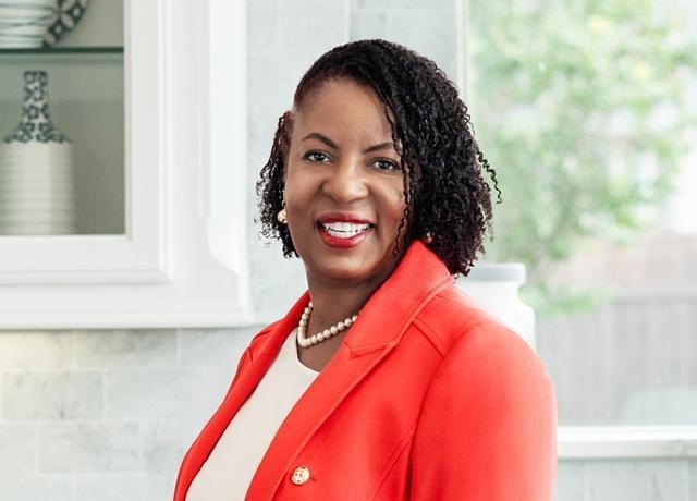 Dallas Real Estate Agent Tanya Warner