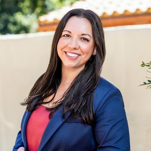 Beatriz Salgado, Redfin Agent in San Diego