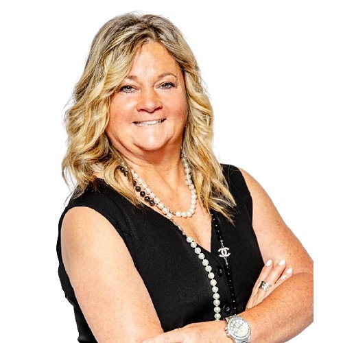 Cynthia Dye - Real Estate Agent