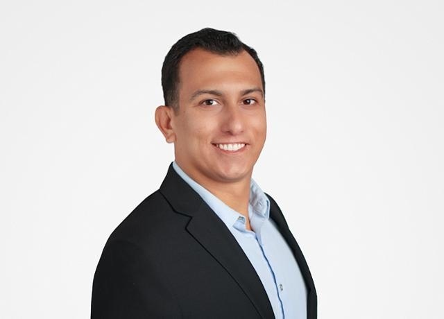 Los Angeles Real Estate Agent Robert Lara