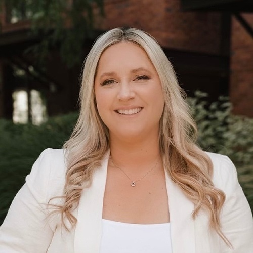 Krystin Dodge, Partner Agent