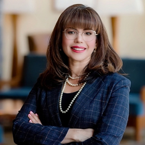 Elizabeth Story - Real Estate Agent