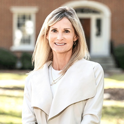 Jennifer Smith, Redfin Agent