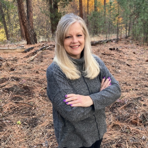 Patty Hunt, Partner Agent in Kettle Falls