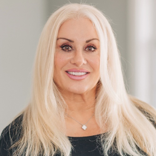Jackie Perna - Real Estate Agent