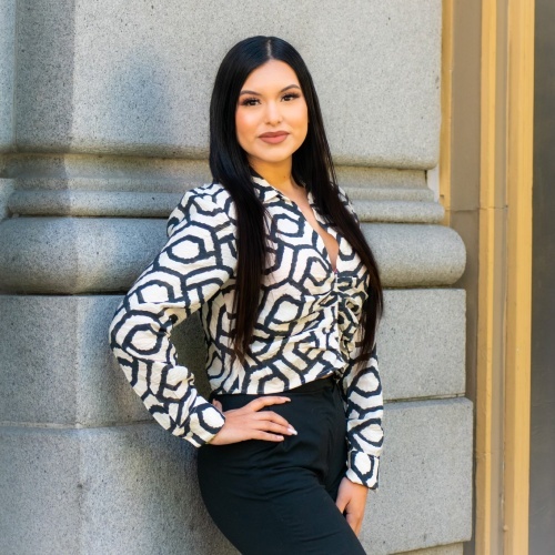 Alanis Rosales - Real Estate Agent