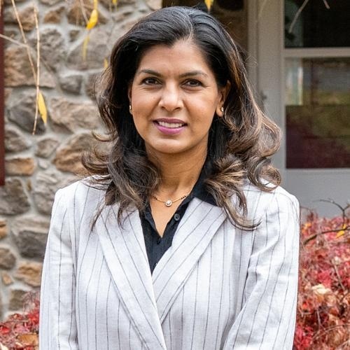 Jo Naga, Redfin Agent
