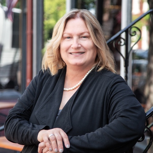 Linda Gregory, Redfin Agent in Leonardtown