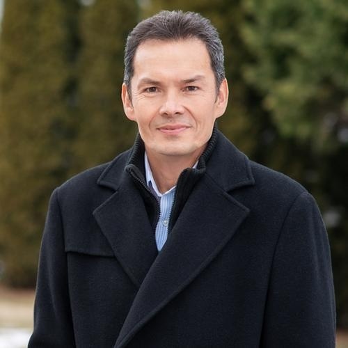 Elmar Ashman, Redfin Agent