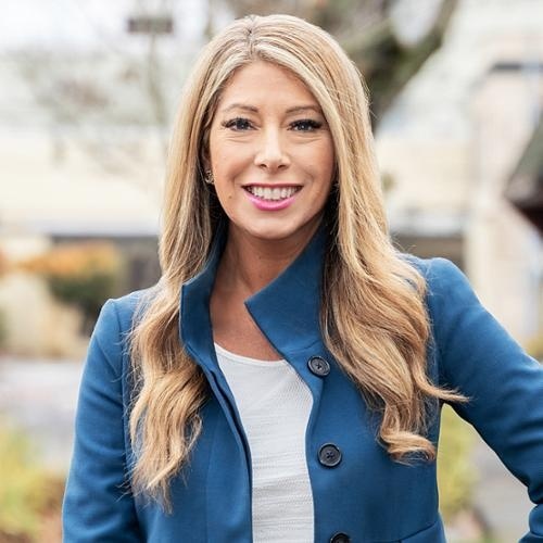 Gina Turnbull, Redfin Agent