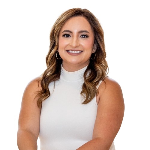 Lizzy Sanchez - Real Estate Agent