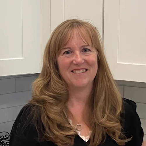 Lorry Lange - Real Estate Agent