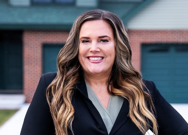 Chicago Real Estate Agent Kelli Walsh