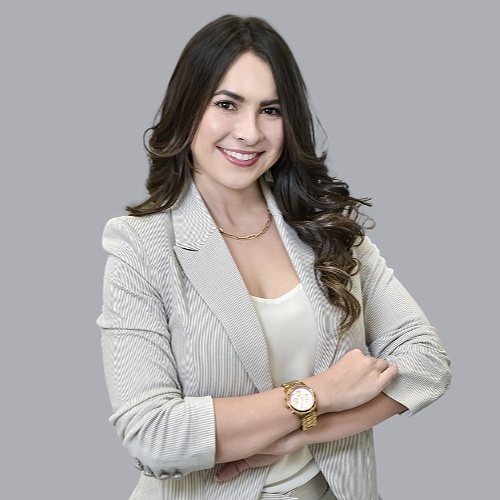 Yessica Frey - Real Estate Agent