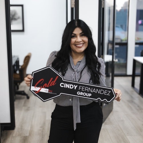 Cindy Fernandez - Real Estate Agent