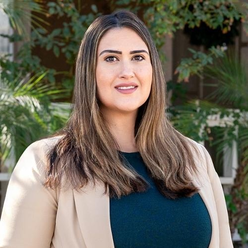 Kimberly Almaguer, Redfin Principal Agent