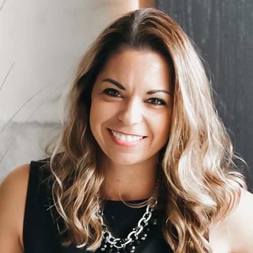 Nicole Courtney - Real Estate Agent