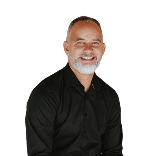 Henry Soto - Real Estate Agent