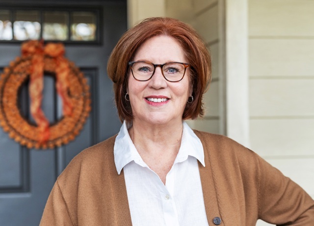 Seattle Real Estate Agent JoAnn Hogue