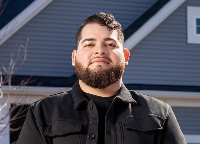 Chicago Real Estate Agent Tomas Aboytes
