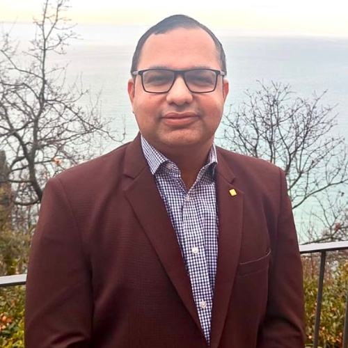 Onkar Mande - Real Estate Agent