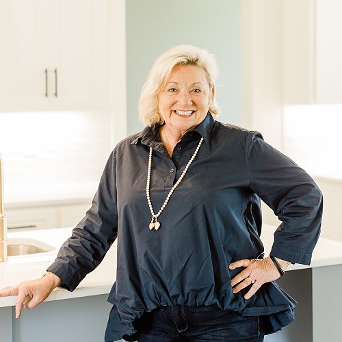 Mary Straka - Real Estate Agent