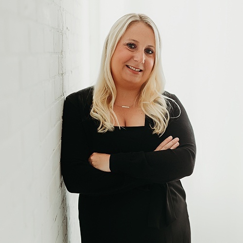 Ashley Zalewski - Real Estate Agent