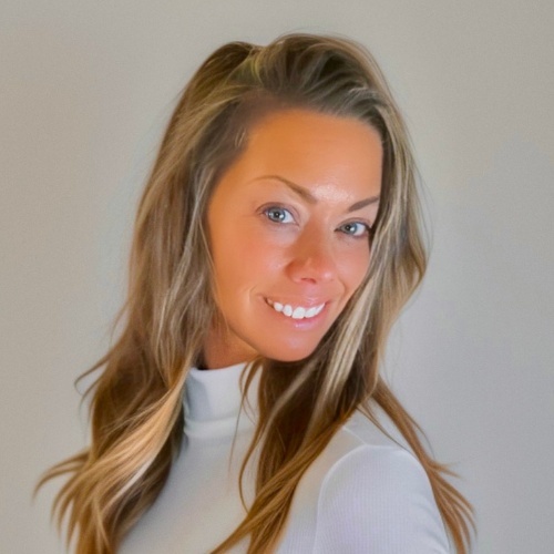 Noelle Gutierrez - Real Estate Agent