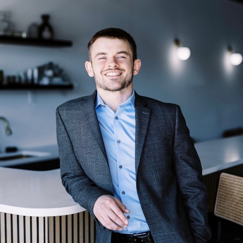 John Lyons - Real Estate Agent