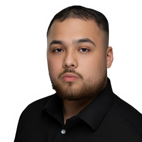 Rodrigo Reyes - Real Estate Agent