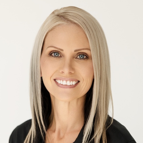 Rebecca Gonzalez - Real Estate Agent