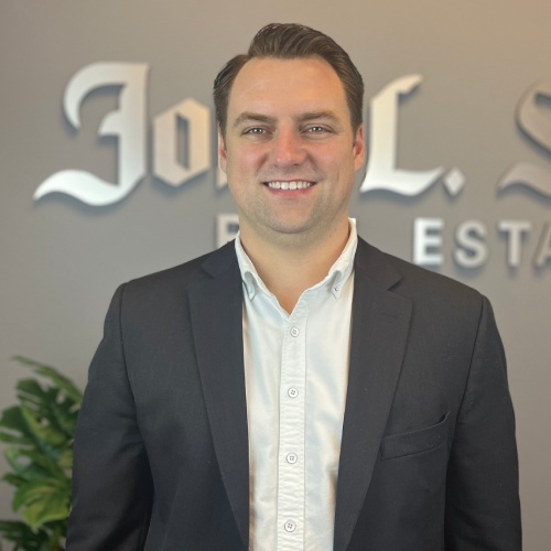 Aaron Buster - Real Estate Agent
