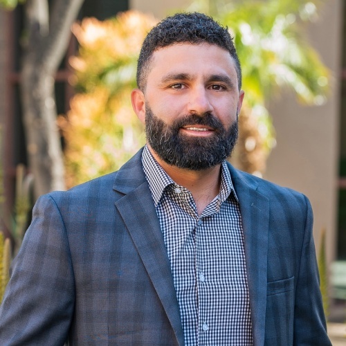 Saro Hagobian - Real Estate Agent