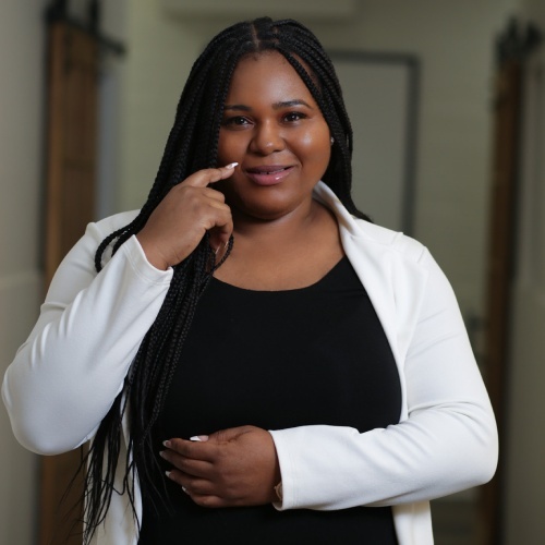 Sequoia Bell - Real Estate Agent