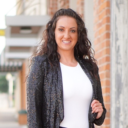 Sarah Jackson - Real Estate Agent