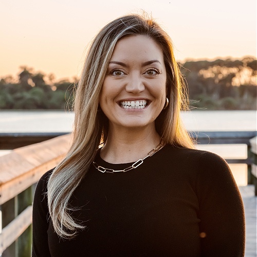 Lauren Leslie - Real Estate Agent