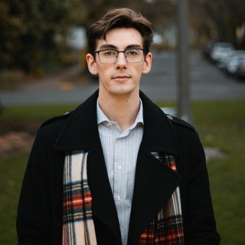 Caleb Olver - Real Estate Agent