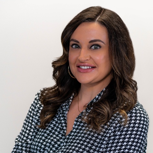 Lauren Verona - Real Estate Agent