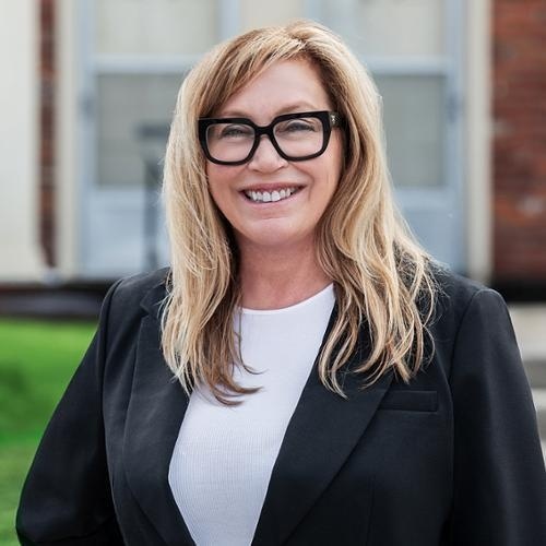Charmin Long, Redfin Agent