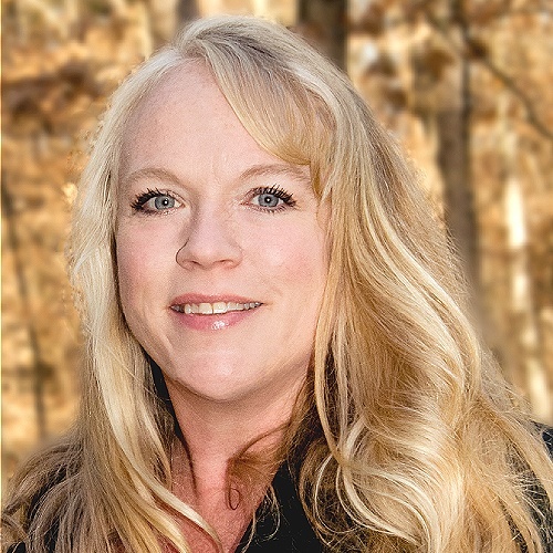Trisha Graves - Real Estate Agent