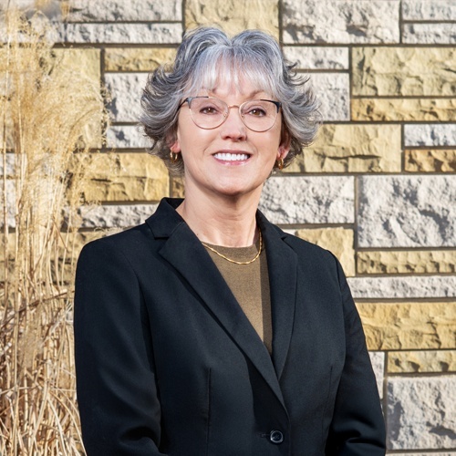 Leigh Anne Scoughton, Redfin Agent in Aurora
