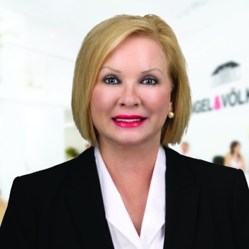 Brenda Rayburn - Real Estate Agent