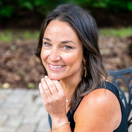 Sara Seay - Real Estate Agent