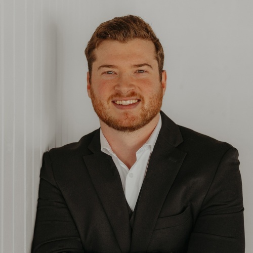 St. Louis Real Estate Agent Derek McGinnis