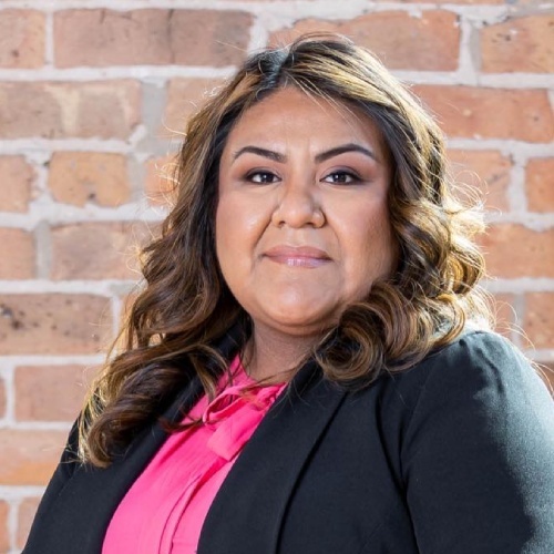 Rosa Dominguez - Real Estate Agent