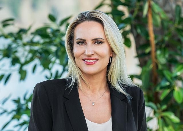 Seattle Real Estate Agent Jennifer Elrite