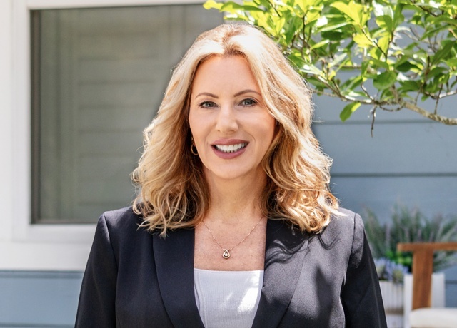 Orlando Real Estate Agent Stephanie Smith