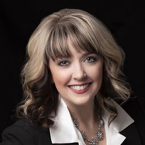 Tracy Brown - Real Estate Agent